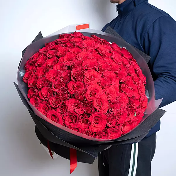 101 Luxury Red Roses Grand Bouquet