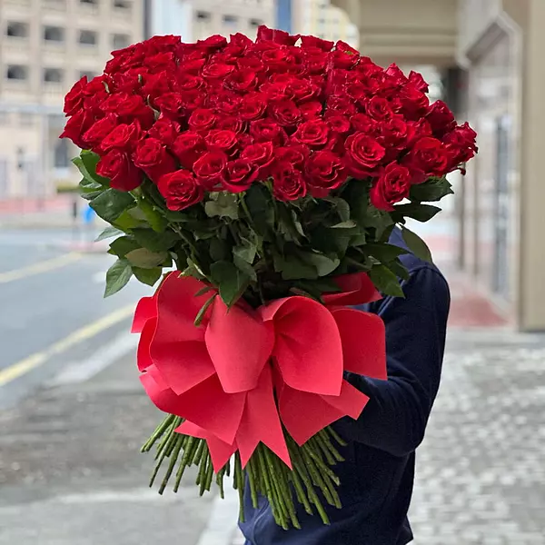 101 Red Roses Hand Tied Luxury Bouquet