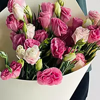 11 Pink Lisianthus Bouquet