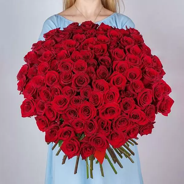 101 Red Roses Hand Tied Grand Luxury Bouquet