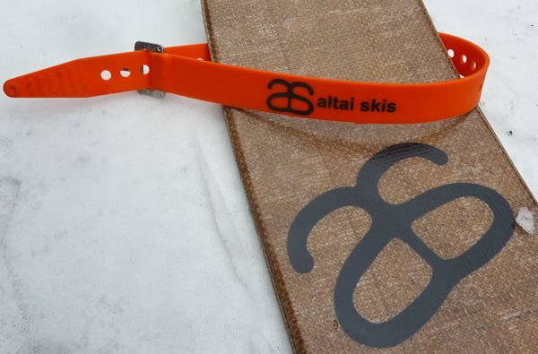 Ski Strap / Sangle d’attache Ski Strap / Sangle d’attache