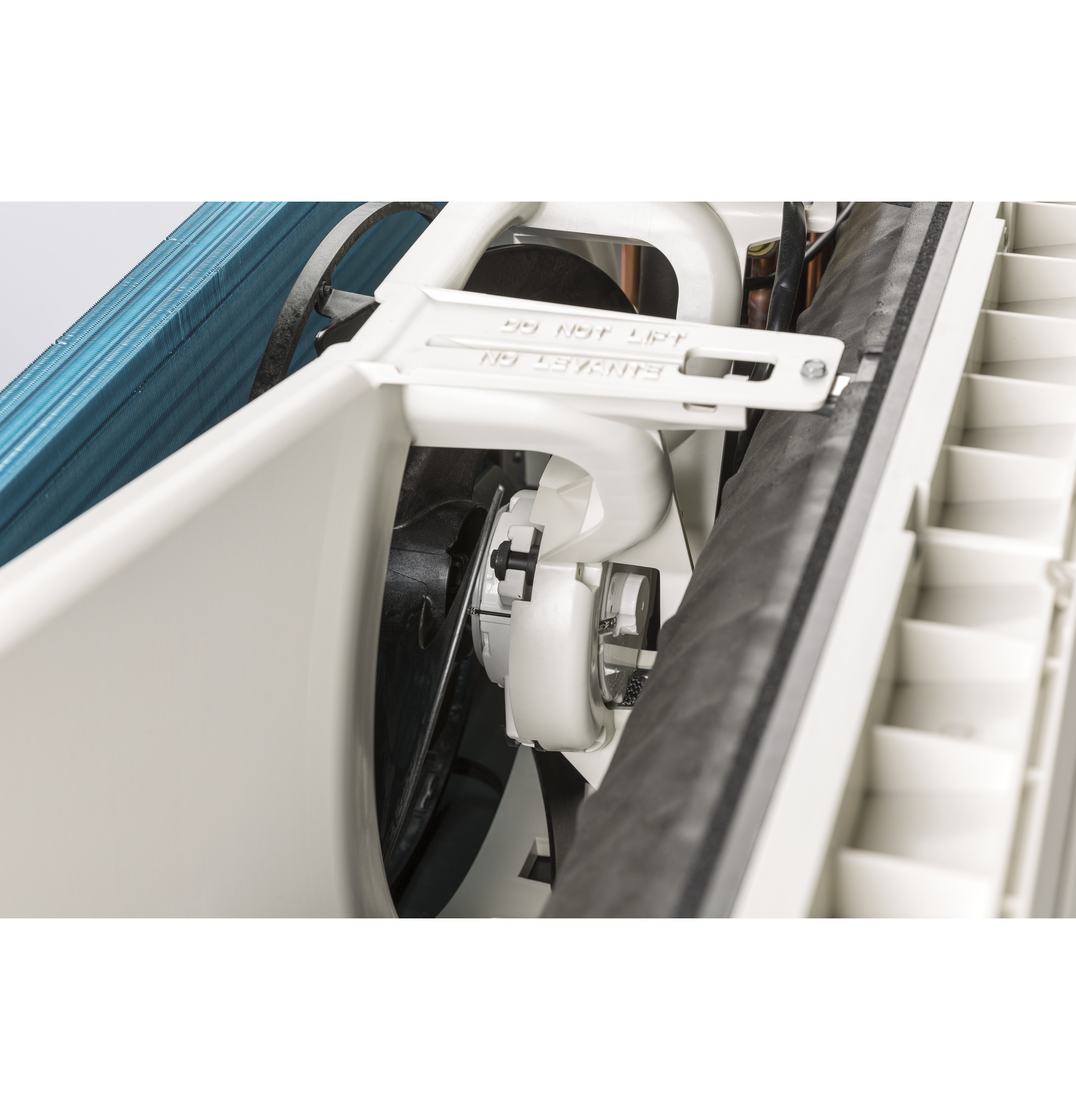 GE Zoneline® AZ65H12DAB Heat Pump Unit 12,000 BTU, 230/208 Volt