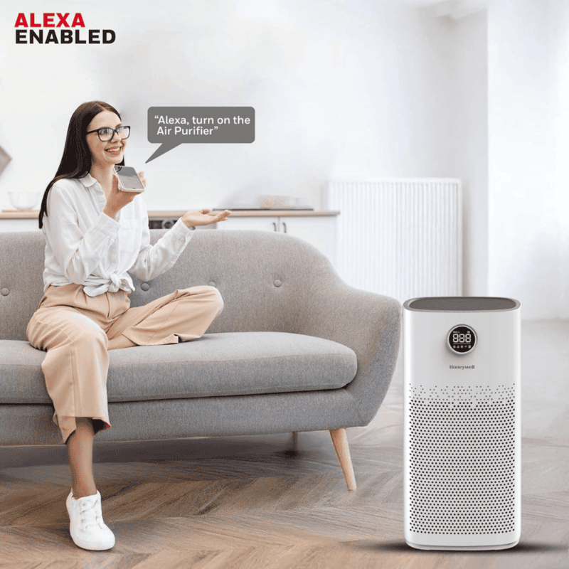Honeywell Air Touch P2 Platinum Series HEPA air purifier removing dust and allergens.