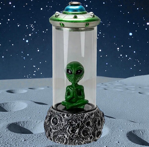 Alien UFO Backflow Incense Burner