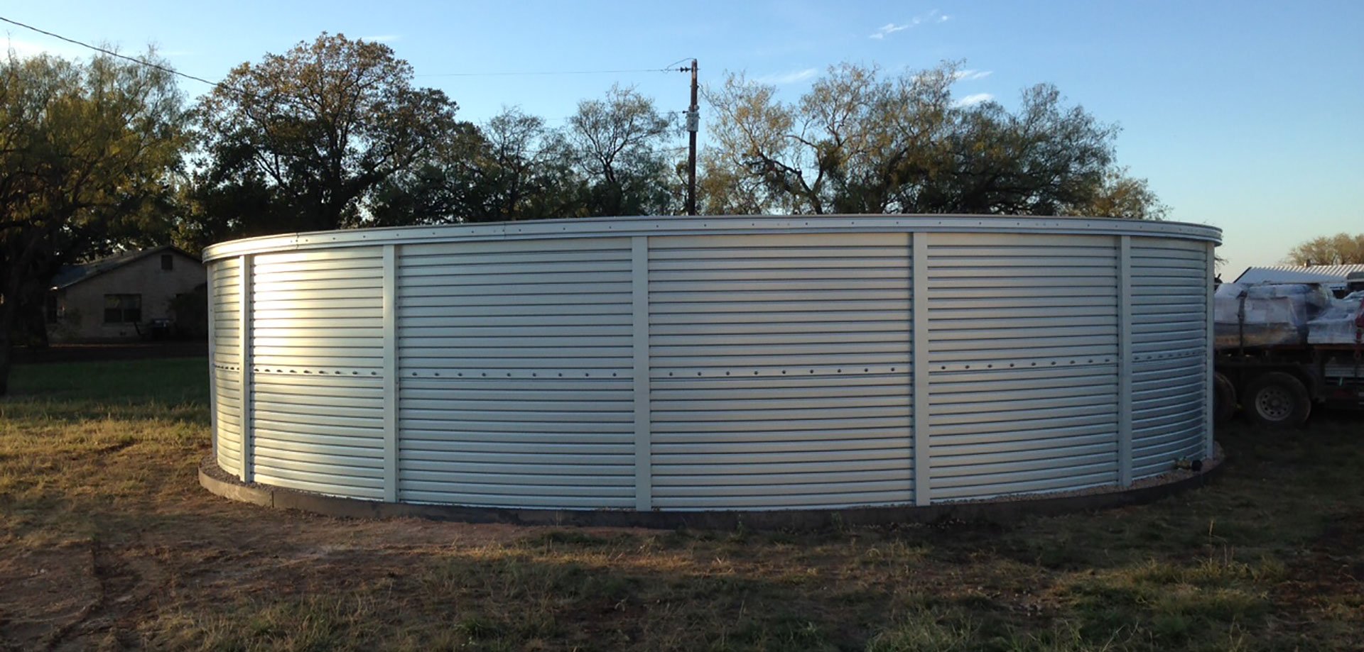 Pioneer Water Tanks XLR40/02 – 51,785 Gallons