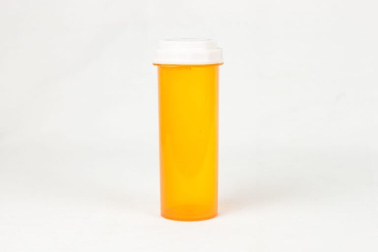 Amber Child Resistant Thumb Tab Vials with Vet Caps 60 Dram – 70 Vials/Case