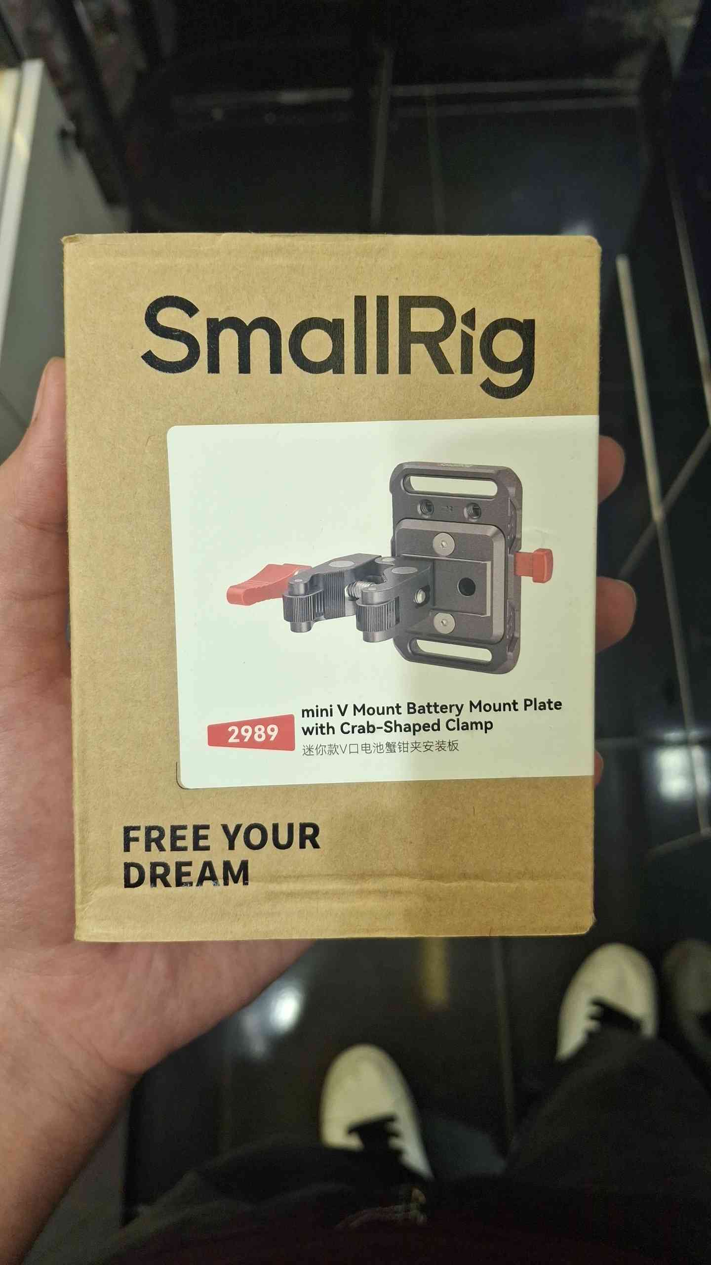 SmallRig Mini V Mount Battery Plate with Crab-Shaped Clamp 2989
