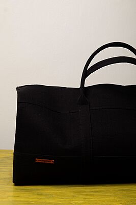 BELLO DUFFLE BAG