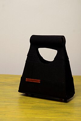 KEMI CLUTCH BAG - MINI BLACK KEMI CLUTCH BAG - MINI BLACK