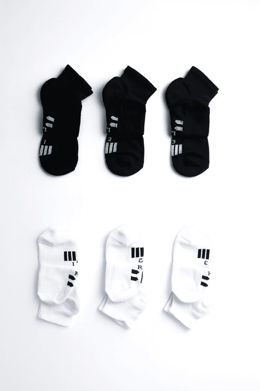 Ankle Black & White Offer 2 Packs - 3 Pcs