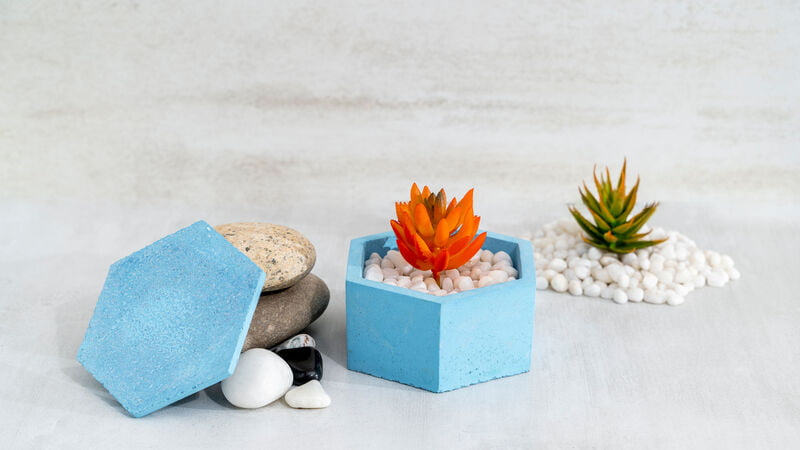 Satha: Tray&Pot