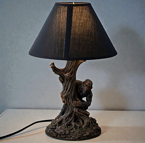 Bigfoot Desk Lamp