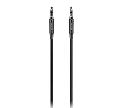Câble Audio 3.5 mm Mâle vers Mâle 6 Pi 1.8 M Insignia Boite Ouverte