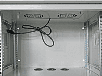 Network Outdoor WallBox -6U Inc Fans