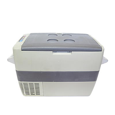 Dometic CF50 Portable Cooler CF001-0002 Dometic CF50 Portable Cooler CF001-0002