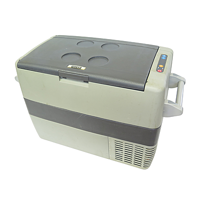 Dometic CF50 Portable Cooler CF001-0002 Dometic CF50 Portable Cooler CF001-0002