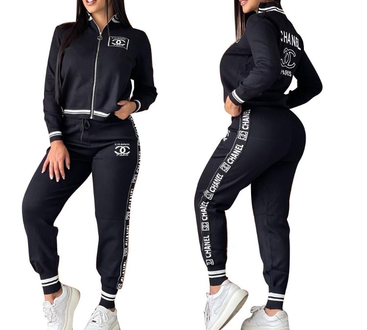 CHANEL JOGGER