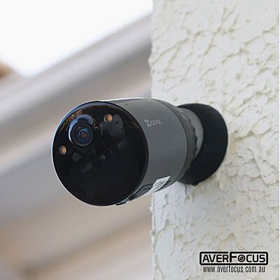 EZVIZ 8MP Outdoor WiFi 6 Camera Solar Kit EZVIZ 8MP Outdoor WiFi 6 Camera Solar Kit