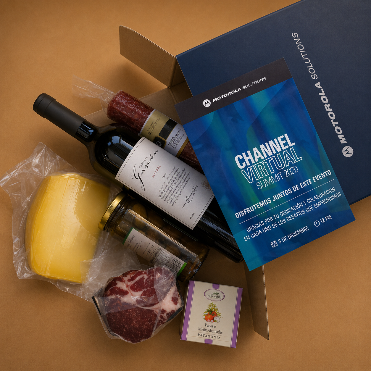 Caja gourmet con Invitacion a evento virtual para Motorola