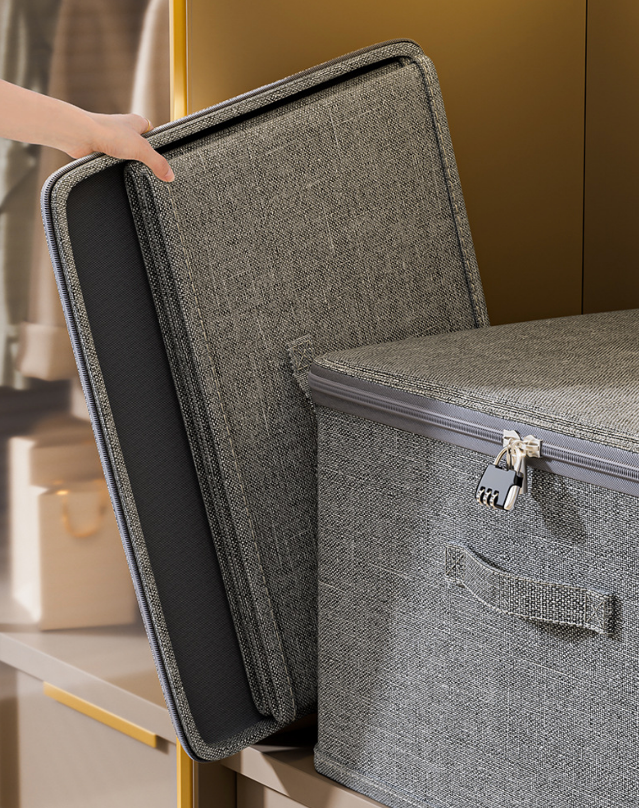 BOITE DE RANGEMENT AVEC VERROUILLAGE