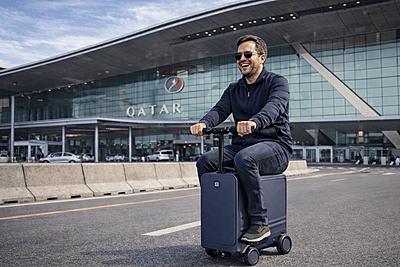 ASTER 20L Electric Suitcase Black, Aluminum Alloy Frame Portable Rideable Suitcase, 36V 2.5AH Removable Battery Speed 13km/h, Load 110kg, Motorized Luggage for Adults Travel Storage Case