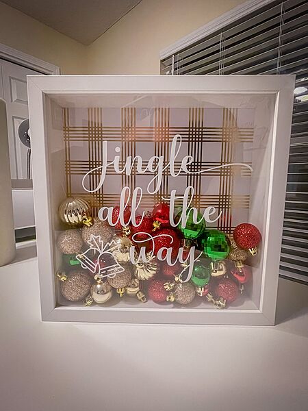 Christmas Magic Bloom Shadowbox