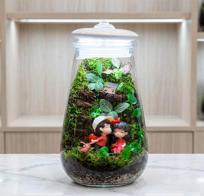 Couple Garden Closed Glass Terrarium