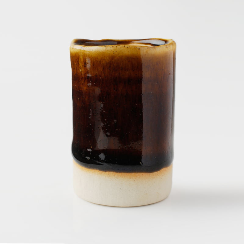 Sara High Fire Tenmoku Dark Brown D05 Sara High Fire Tenmoku Dark Brown D05