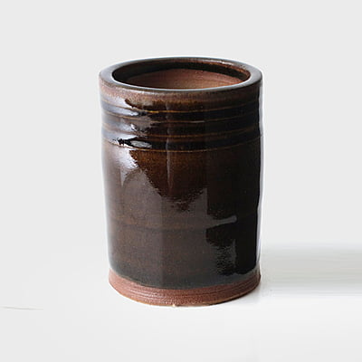 Sara High Fire Tenmoku Dark Brown D05 Sara High Fire Tenmoku Dark Brown D05