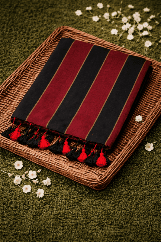 Mul Cotton Saree without Blouse - Red and Black