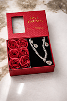 Rose Box with a Jewellery Set