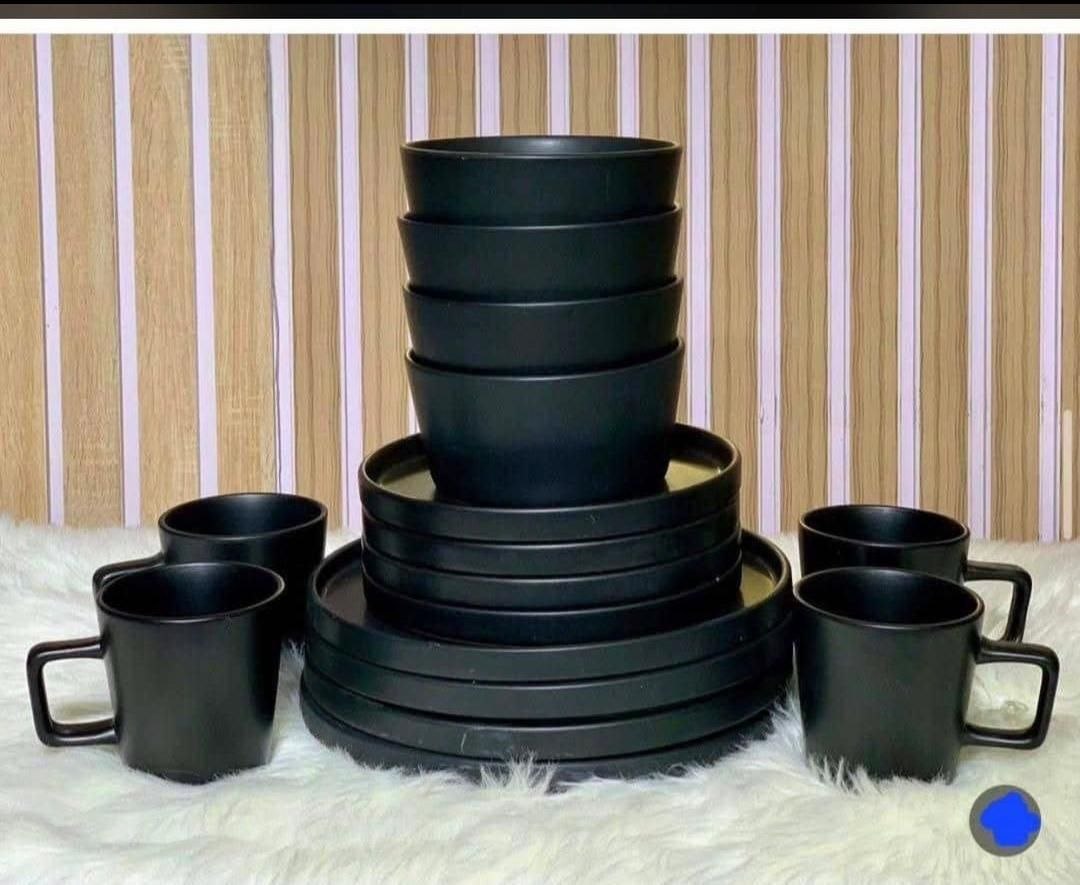 16 PIECES CERAMIC DINNER SET