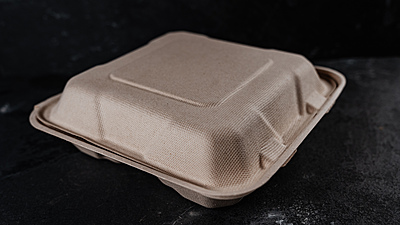 3 -Compartment Clamshell