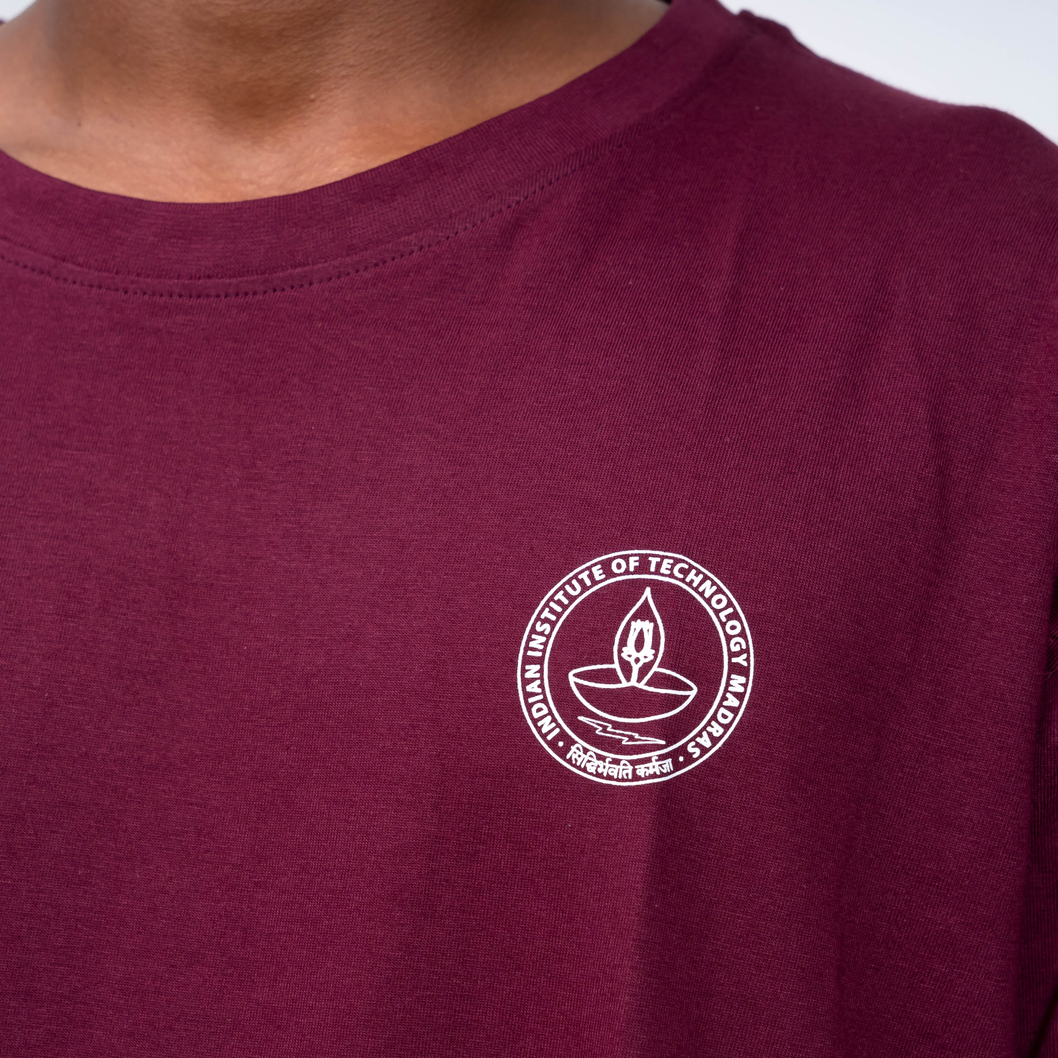 Round Neck Unisex T-shirt Maroon
