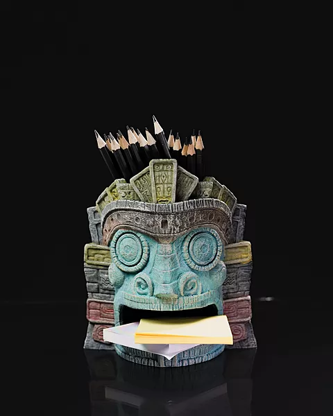 Totem of Strength Desk Organizer 3d