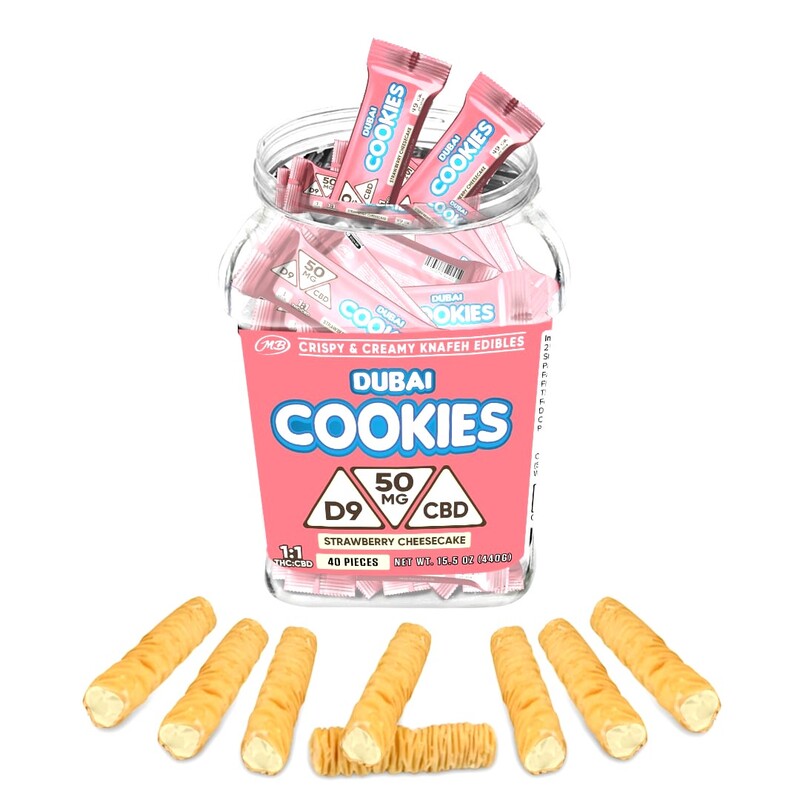 MF COOKIES STRAWBERRY CHEESECAKE