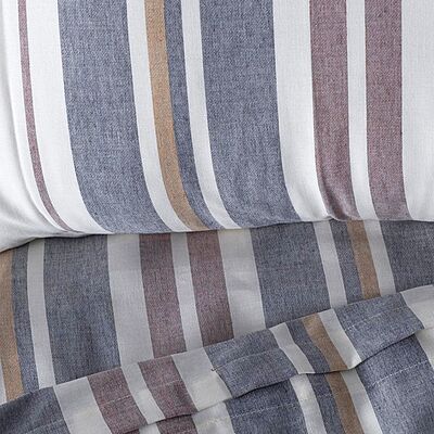 White Bedding Set with Darker Lines - Queen