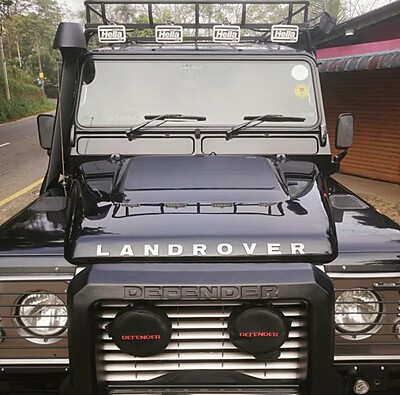 Defender 110/90 (2007-2015) 68W Bonnet Flexible Solar Panel