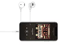 Lightning Earphone with mic Lightning Earphone with mic