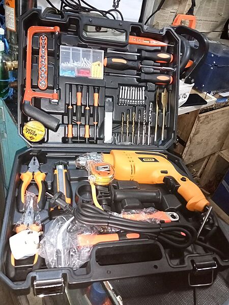 112 Electrical tool set with cordless drill 112 Electrical tool set with cordless drill