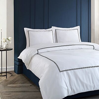 Luxury Black Stripe Bedding Set - Queen