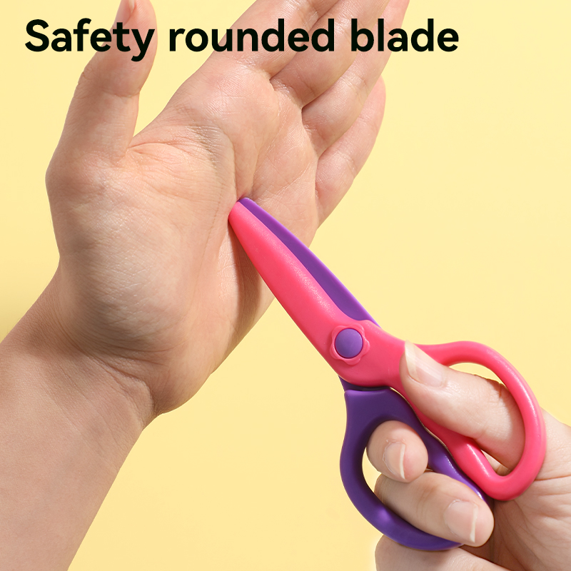 DELI E6067 SCHOOL SCISSORS WITH PVC BLADES 4.8" 120MM
