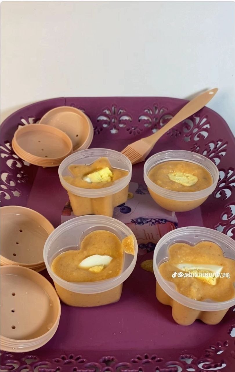 4PIECES EGG OMELETTE AND MOIMOI MOLD