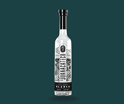 Destilado de agave el Juanacateco