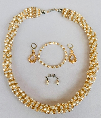 Ensemble Collier, Bracelet et Boucles d’Oreilles – Perles Jaune & Blanc