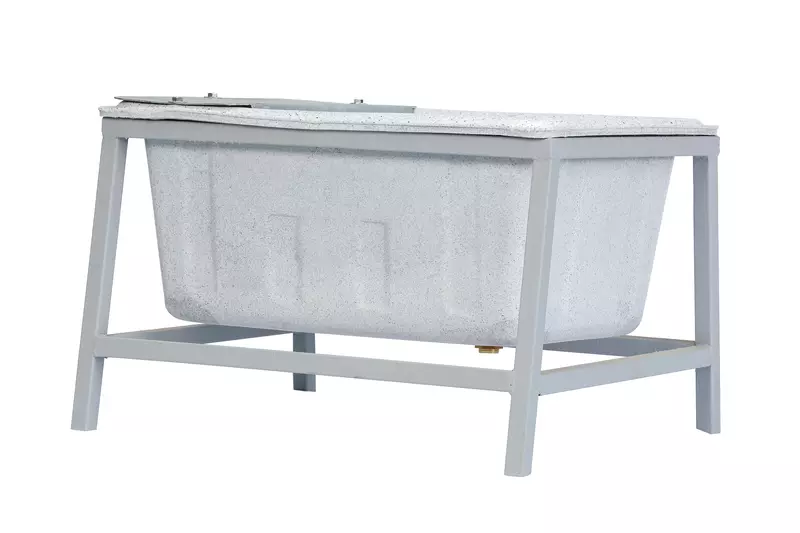 Farmex Drinker Trough 50L with 40cm galvanized steel stand showing dimensions - details
