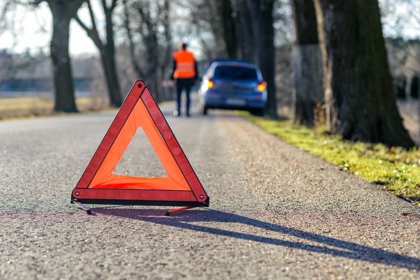 EMERGENCY TRAFFIC TRIANGLE