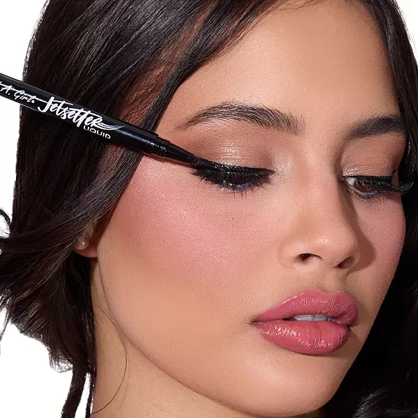 Jetsetter Liquid Liner Black