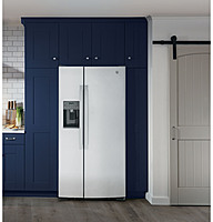GE® GSS23GYPFS 23.0 Cu. Ft. Side-By-Side Refrigerator GE® GSS23GYPFS 23.0 Cu. Ft. Side-By-Side Refrigerator