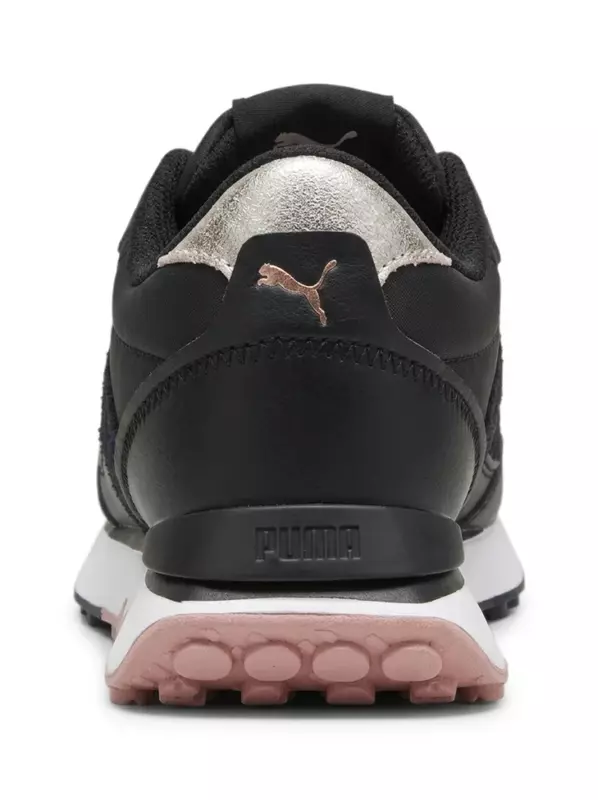 Puma - حذاء PUMA لايف ستايل بتصميم عصري - ريدر